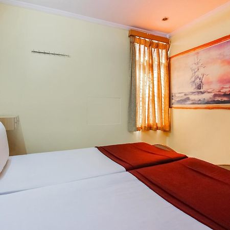 Spot On Classic Lodge Hyderabad Exterior foto